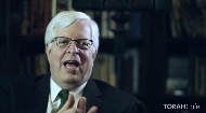 
	Renowned talk-show host Dennis Prager provides a candid look at several important and primal differences between men and women. Mr. Pragger concludes that once can view almost everything in this world from a masculine or feminine perspective and explains why children benefit from having both a male and female parent. 